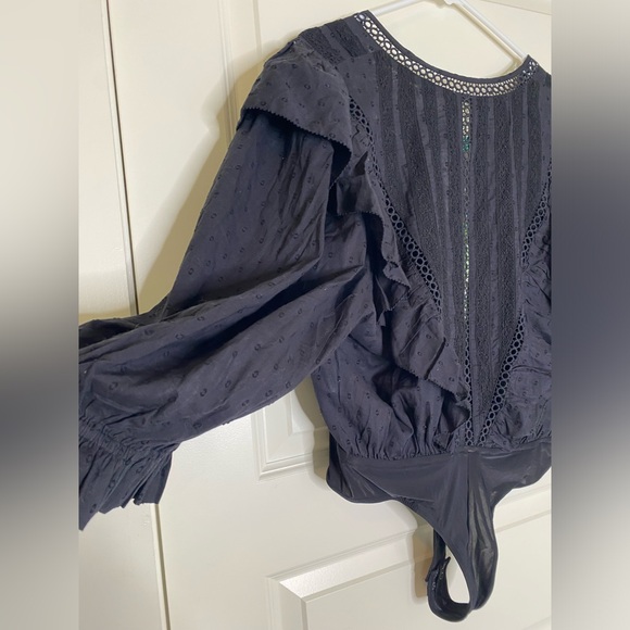 FARM Rio Black Ruffle Bodysuit - Picture 2 of 5